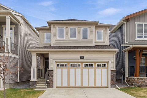 Photo of 22 Carrington Crescent NW, Calgary, AB T3P 1N6 (MLS # A2304863)