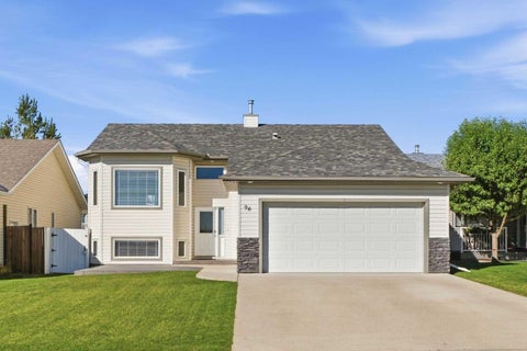 Photo of 96 Hillview Drive, Strathmore, AB T1P 1S6 (MLS # A2345367)