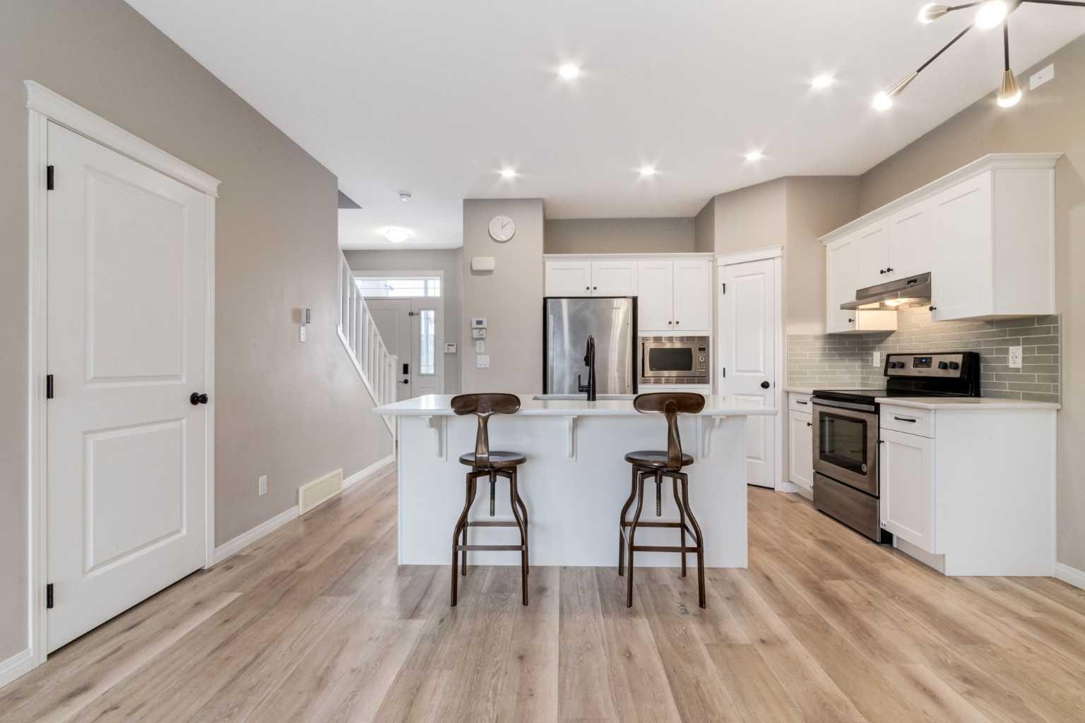 730 Belmont Drive SW