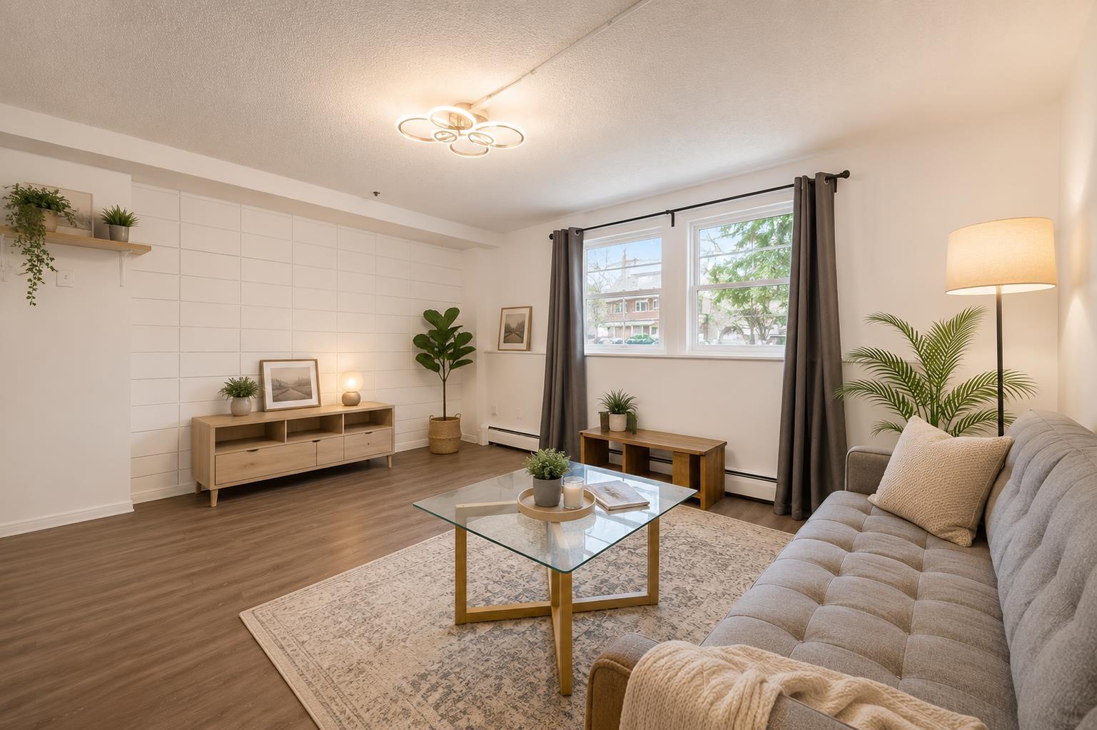 2111 14 Street 101