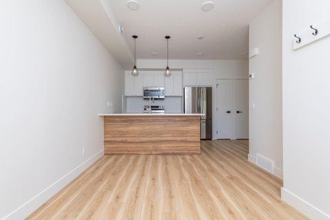 Photo of 10060 46 Street NE #706, Calgary, AB T3J 2H8 (MLS # A2268486)