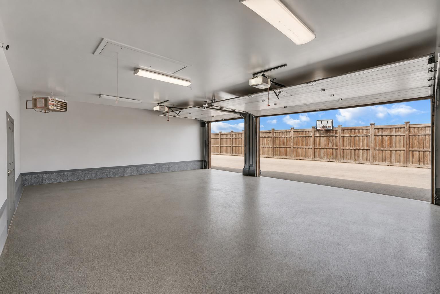 360 Marquis Heights SE
