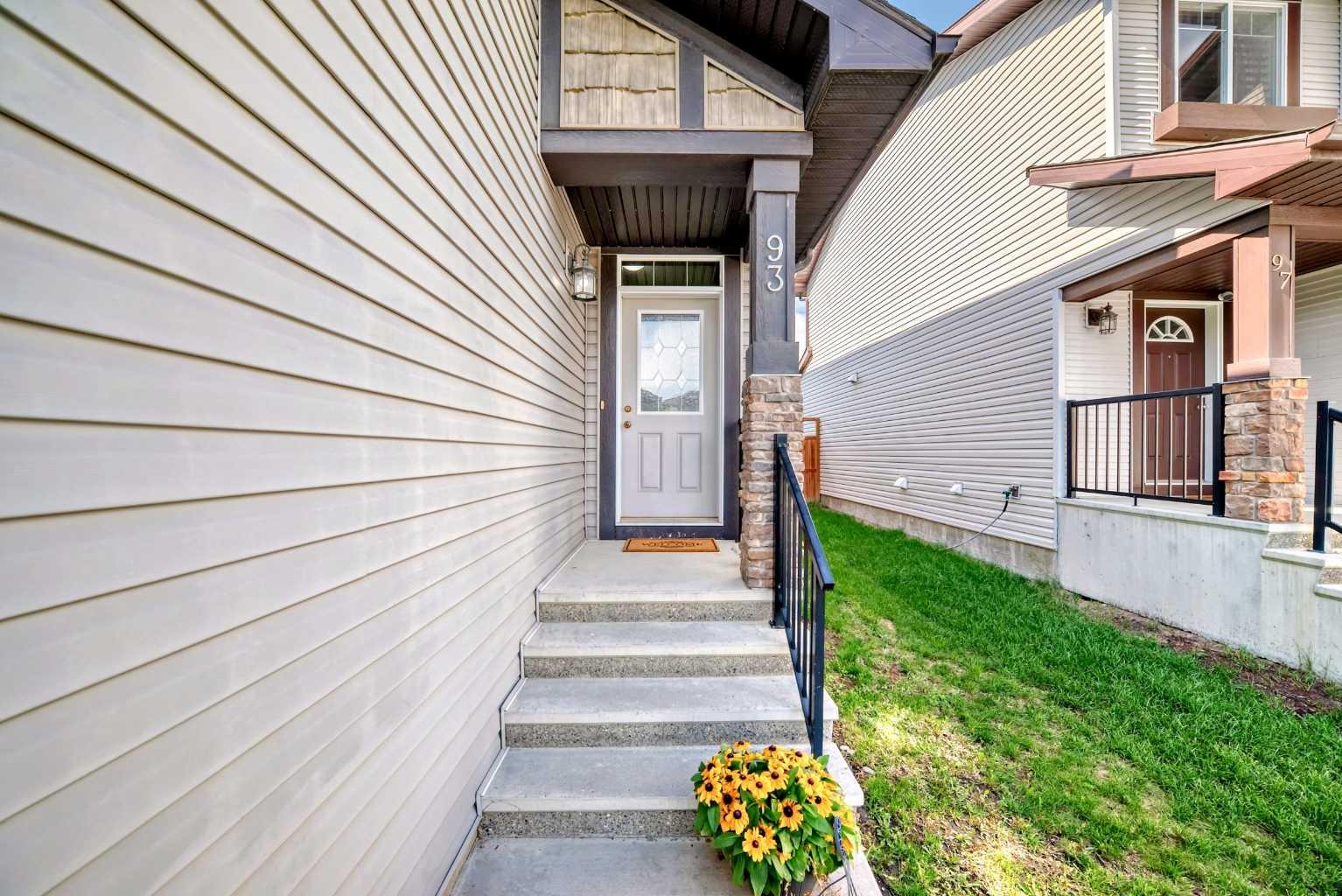 93 Brightonwoods Crescent SE