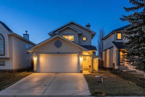 Photo of 6 Covewood Park NE, Calgary, AB T3K 4T1 (MLS # A2300433)