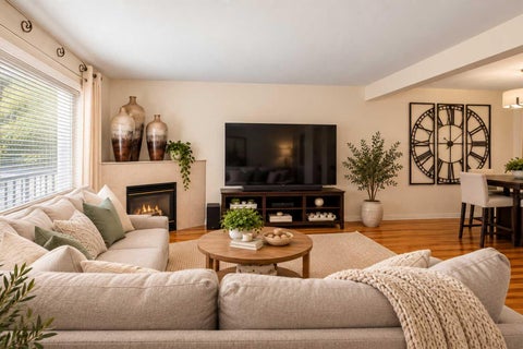 Photo of 554 Killarney Glen Court SW, Calgary, AB T3E 7H4 (MLS # A2355262)