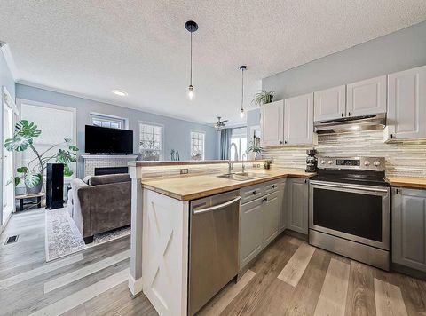 Tiny photo for 104 Prestwick Gardens SE, Calgary, AB T2Z 3V4 (MLS # A2299381)