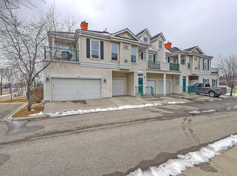 Tiny photo for 104 Prestwick Gardens SE, Calgary, AB T2Z 3V4 (MLS # A2299381)