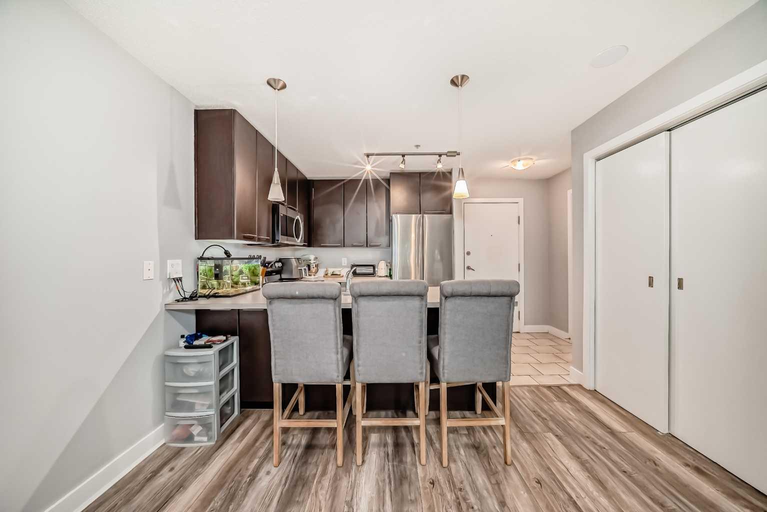 35 Richard Court SW 119