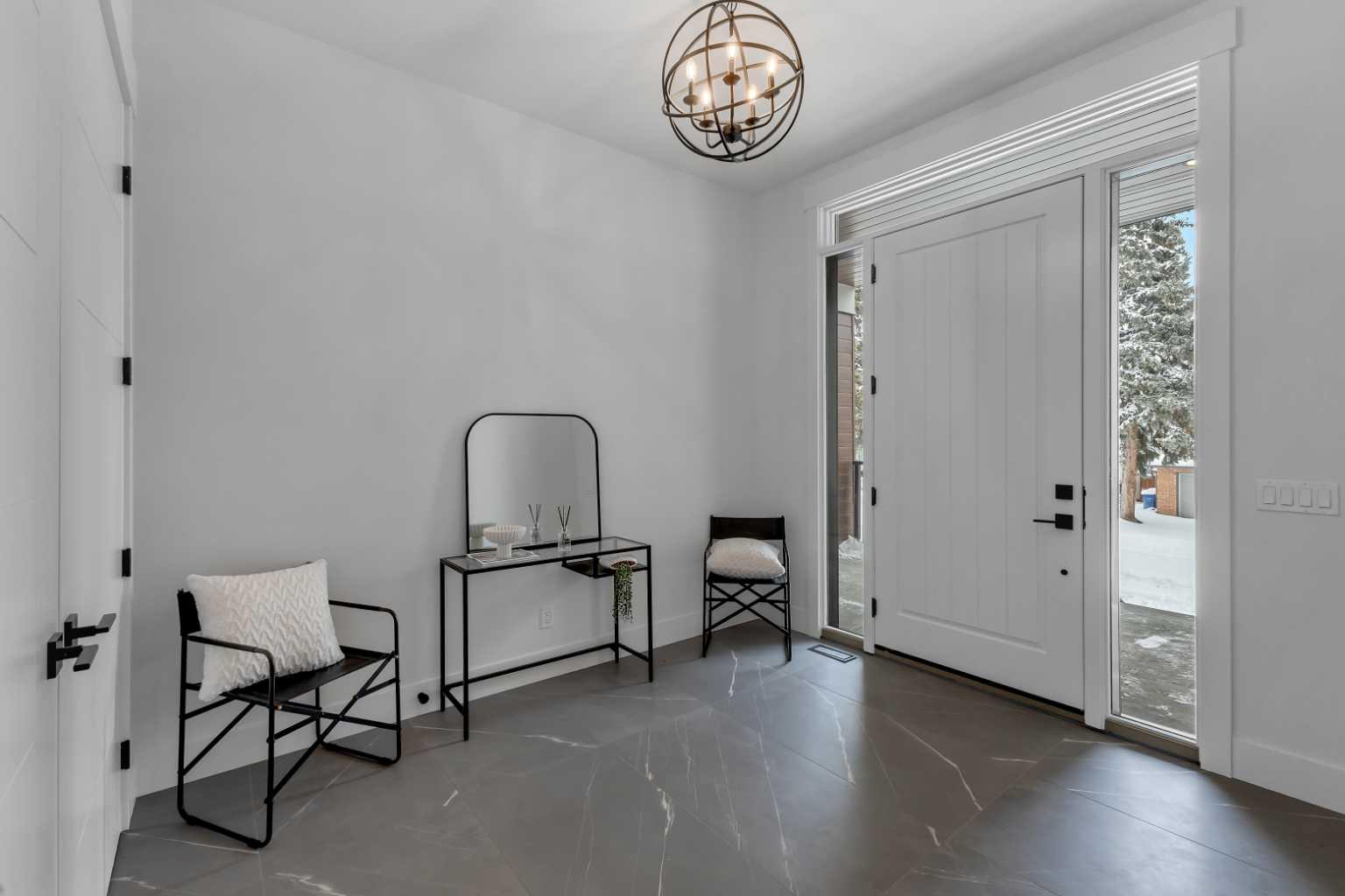 30 Roselawn Crescent NW