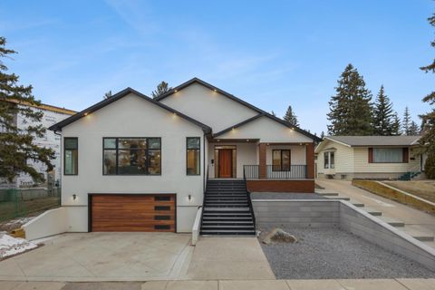 Photo of 30 Roselawn Crescent NW, Calgary, AB T2K 1K6 (MLS # A2296751)