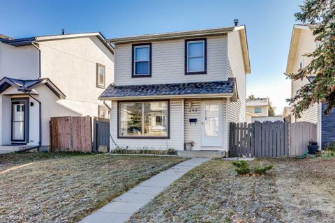 292 Falton Drive NE Calgary AB T3J 2X1