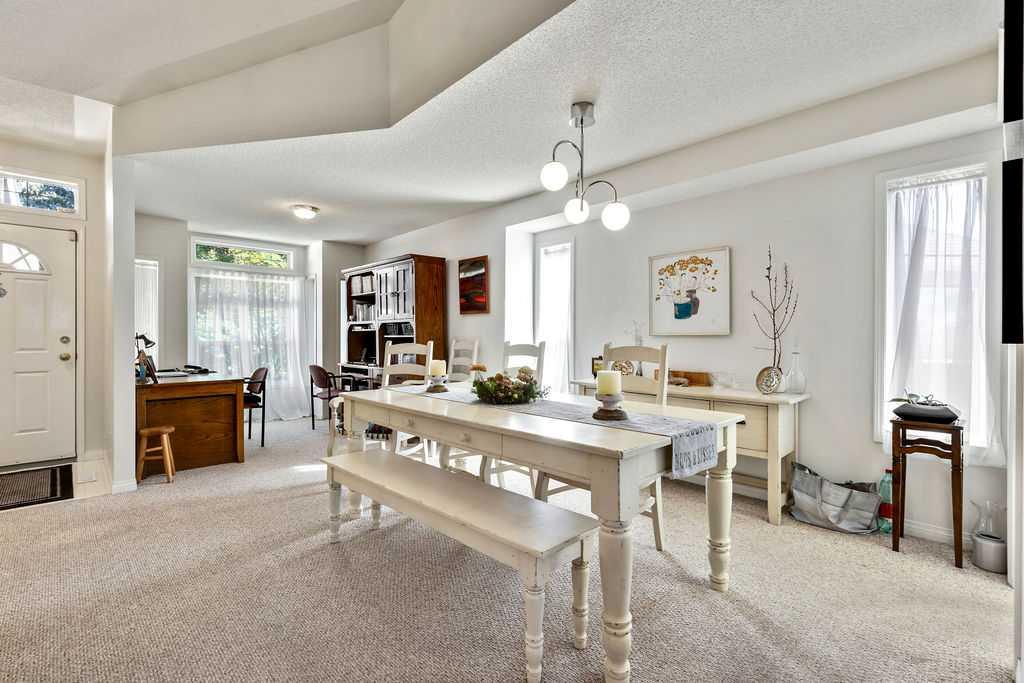 145 Sierra Morena Green SW