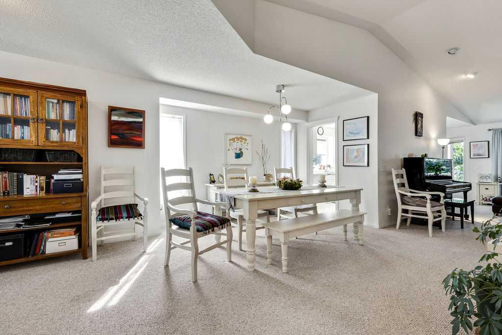 145 Sierra Morena Green SW