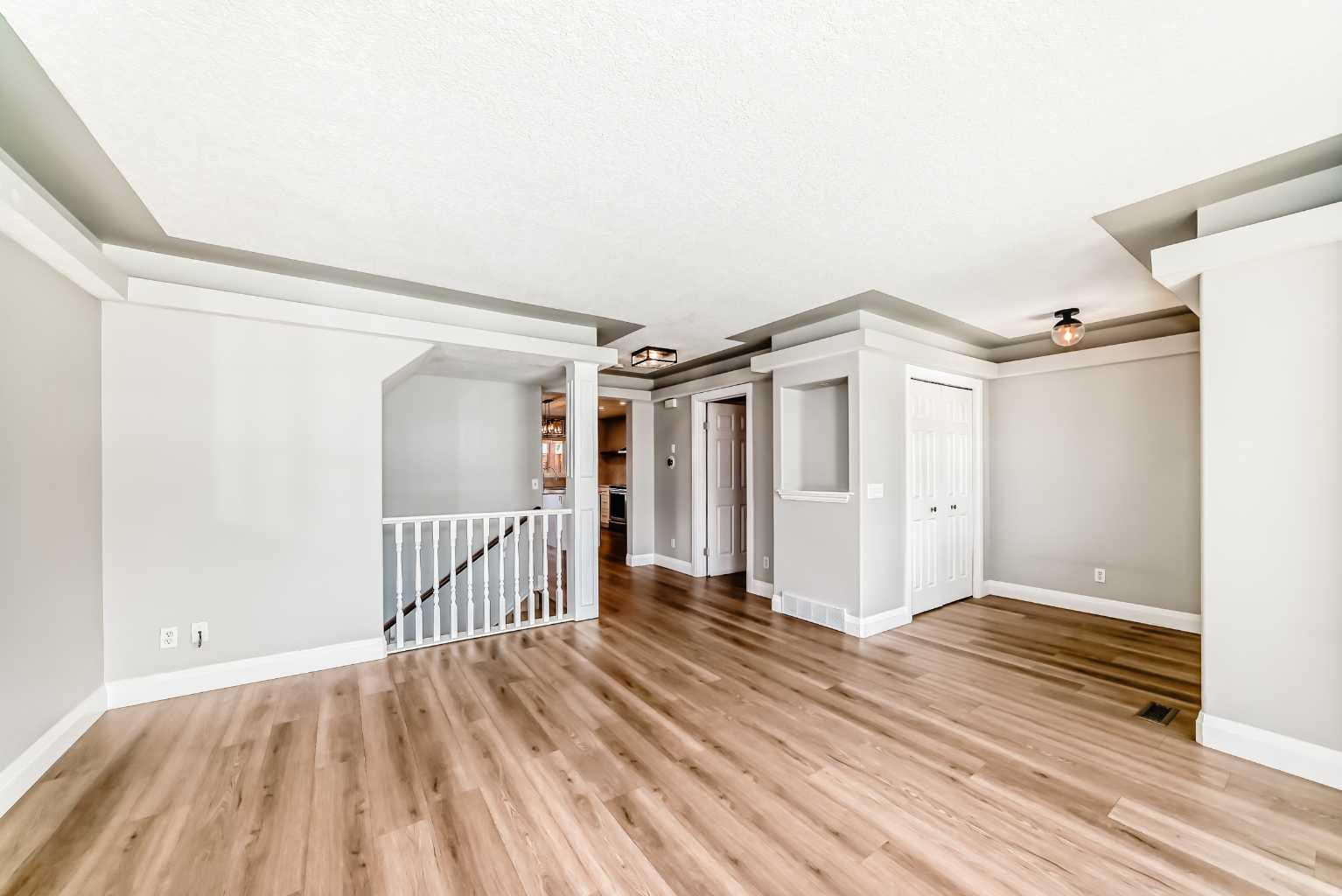 237 Tarington Close NE