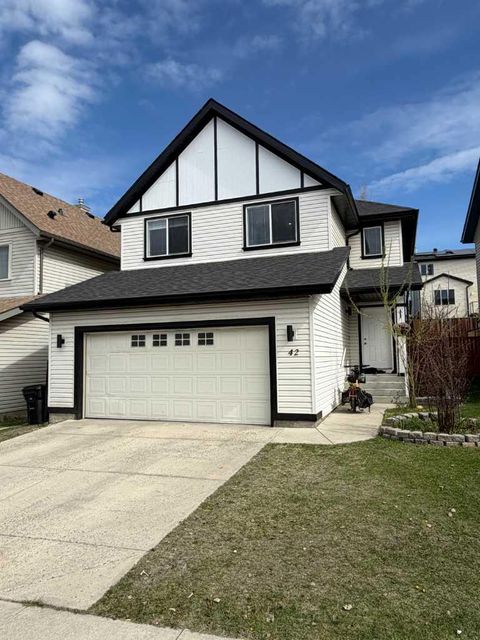Photo of 42 Evansbrooke Way NW, Calgary, AB T3G 5S5 (MLS # A2295181)
