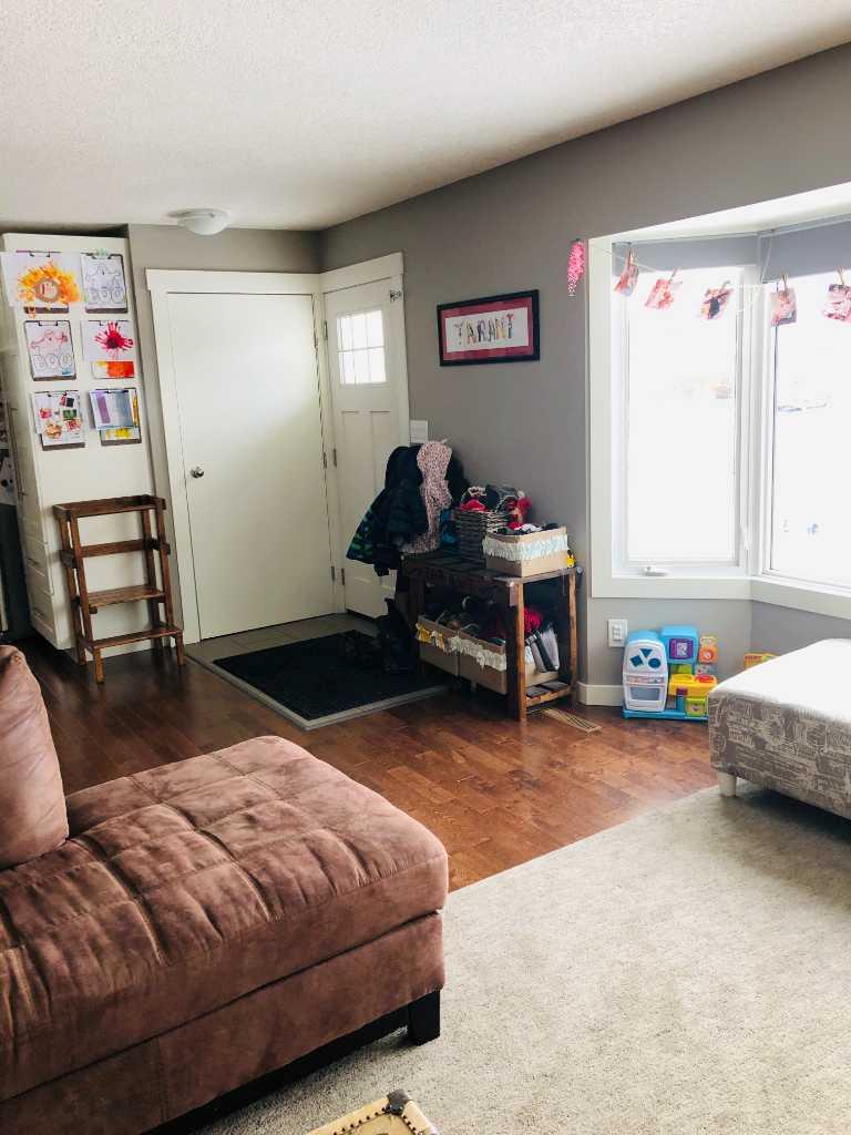 8621 100 Street