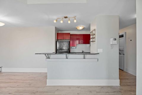 Photo of 706 15 Avenue SW #403, Calgary, AB T2R 0R7 (MLS # A2317050)