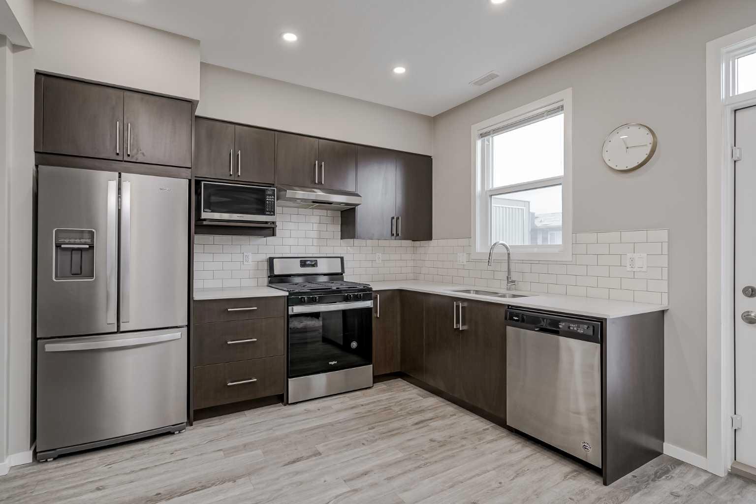 130 Redstone Walk NE 203