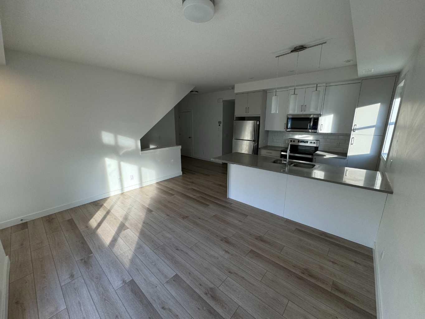 155 Spring Creek Common SW