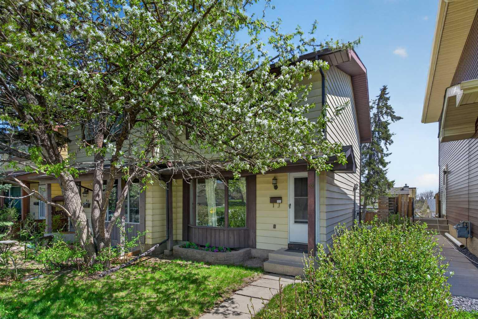 42 Berwick Rise NW