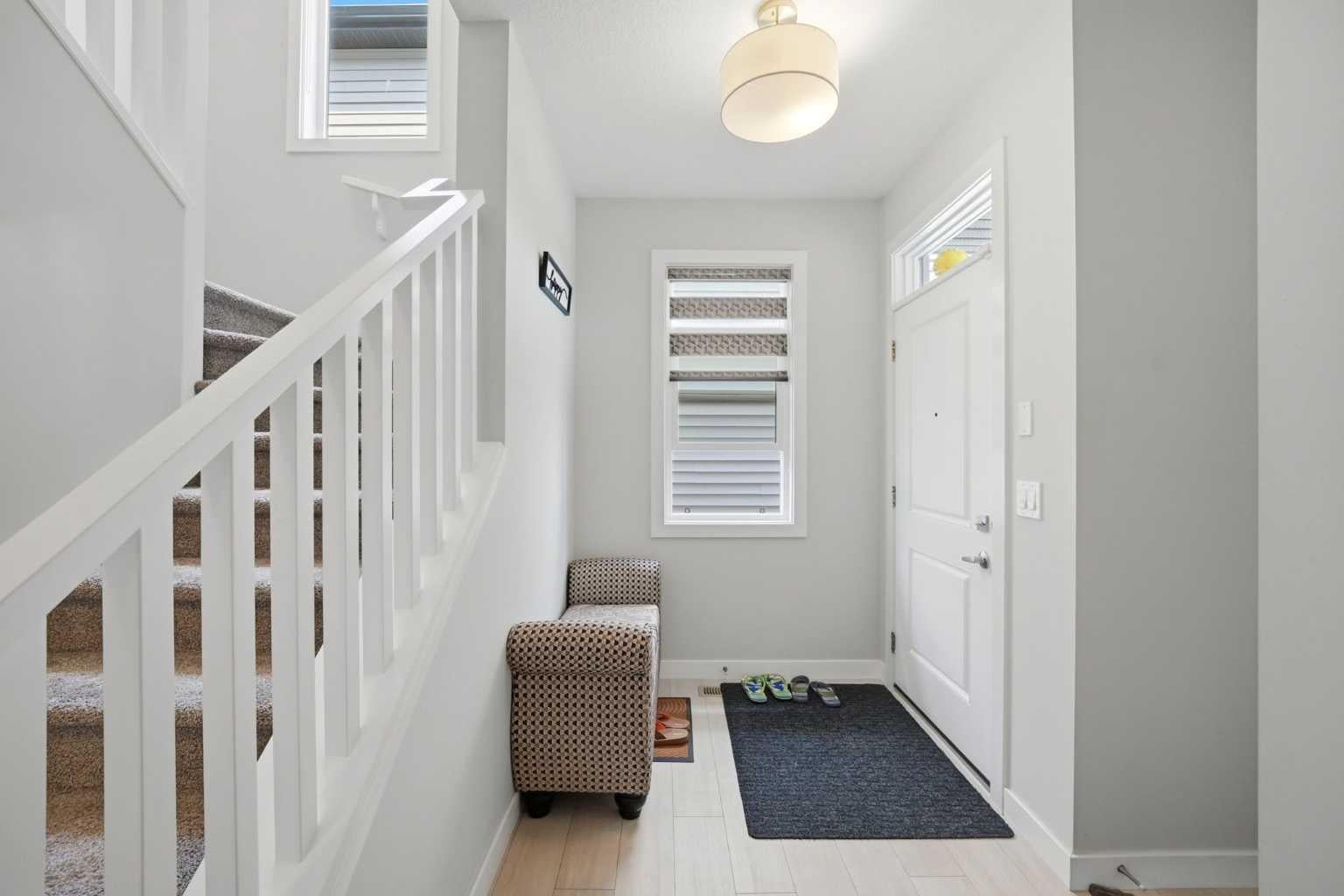 232 Cornerbrook Common NE