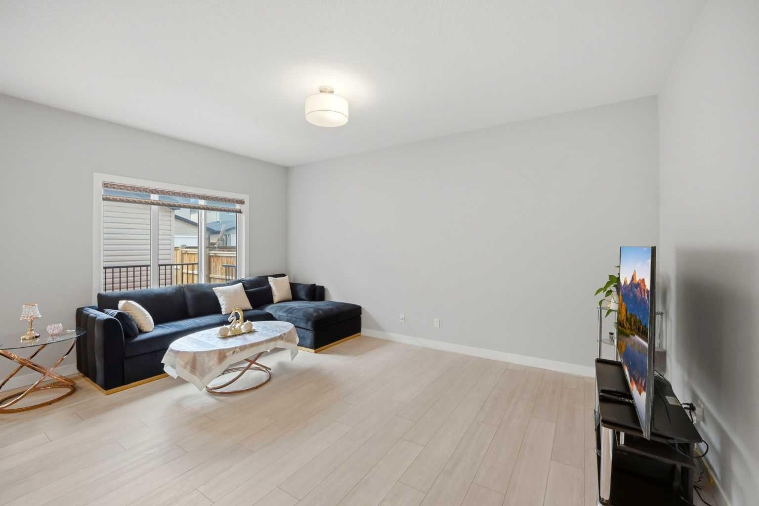 232 Cornerbrook Common NE
