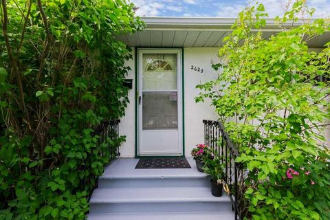 2623 Glencastle Street SW Calgary AB T3E 4C7