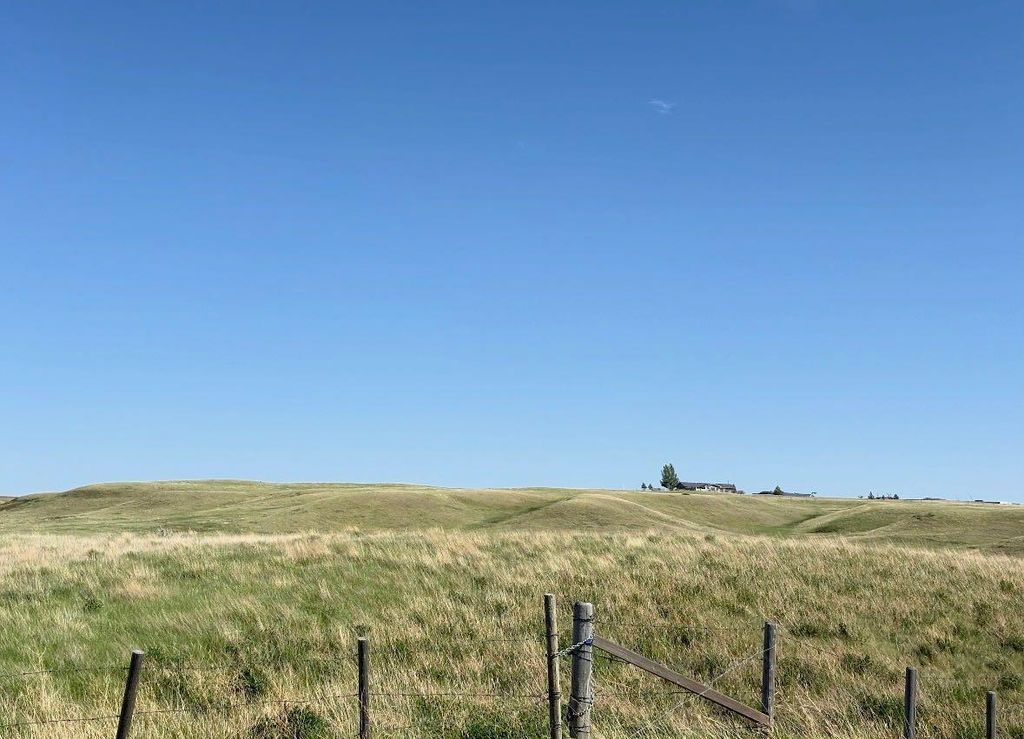 Photo of On Township Road 10, Rural Cypress County, AB T1B 0K3 (MLS # A2314956)