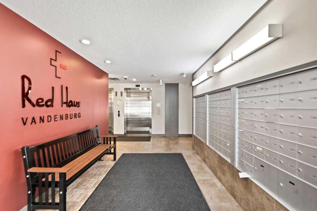 Photo of 20 Royal Oak Plaza NW #205, Calgary, AB T3G 0E6 (MLS # A2332374)