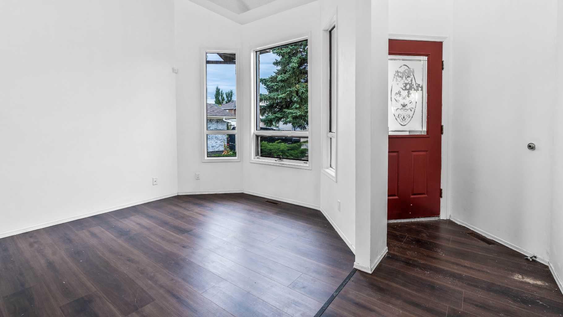 48 Millview Way SW