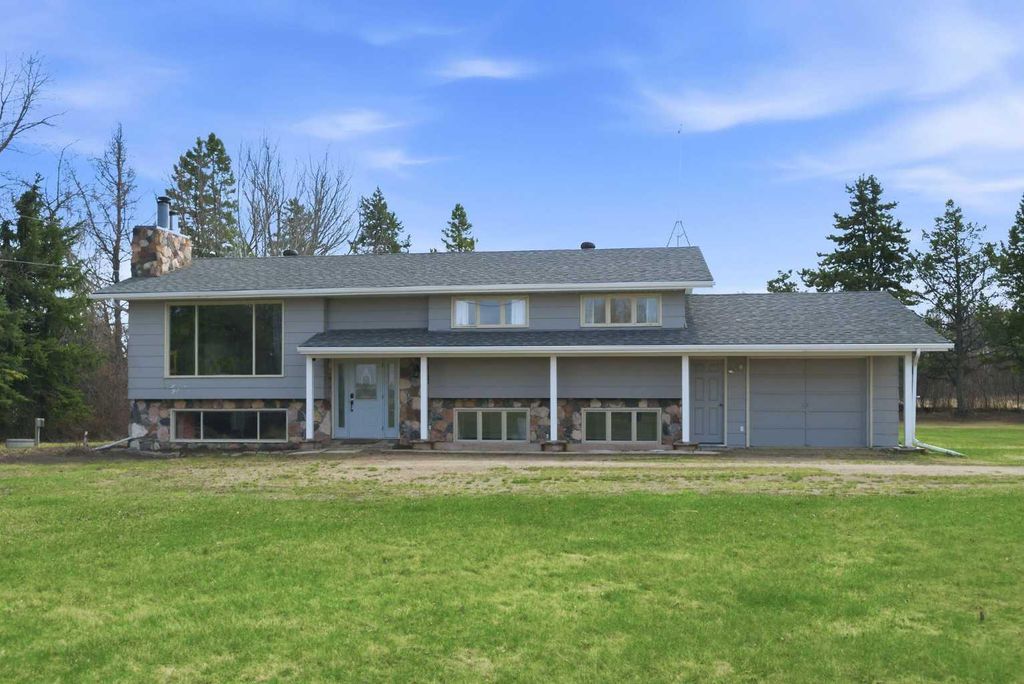 Photo of 425085 Range Road 272, Rural Ponoka County, AB T0C 2J0 (MLS # A2309930)