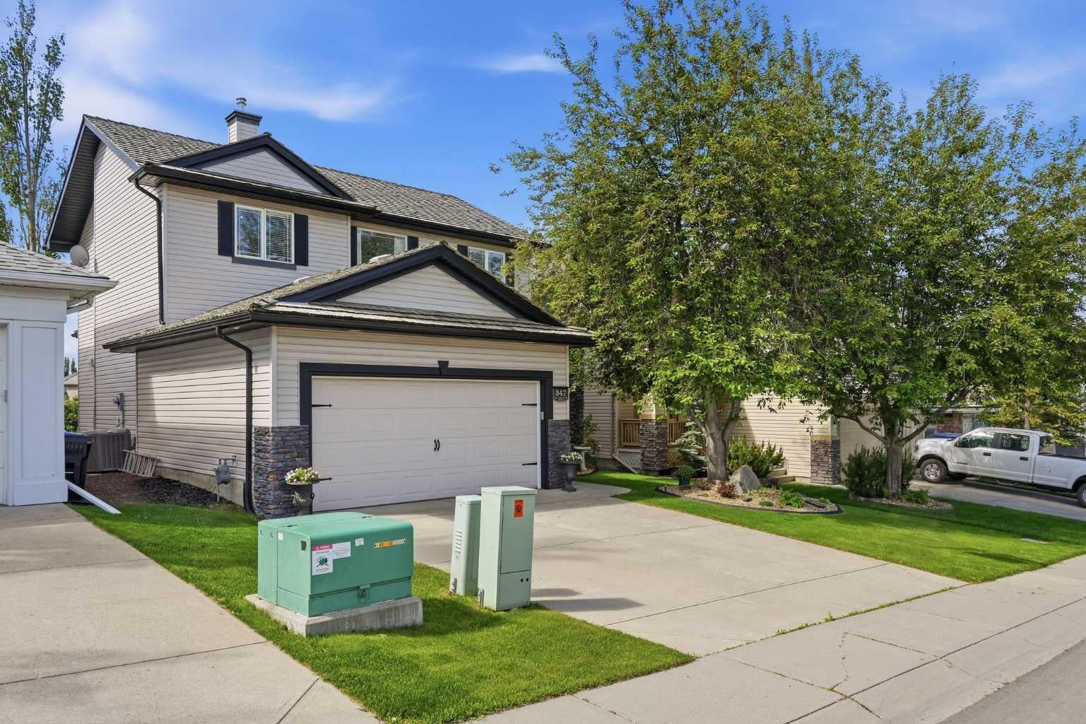 347 Mt Douglas Green SE