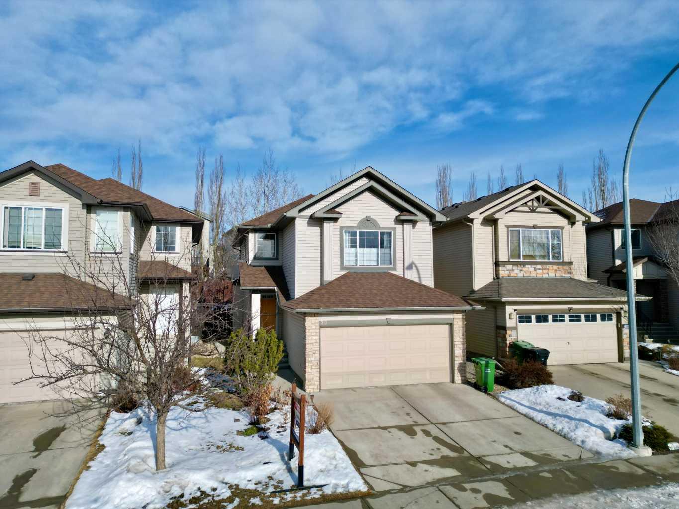 20 Tuscany Ridge Crescent NW