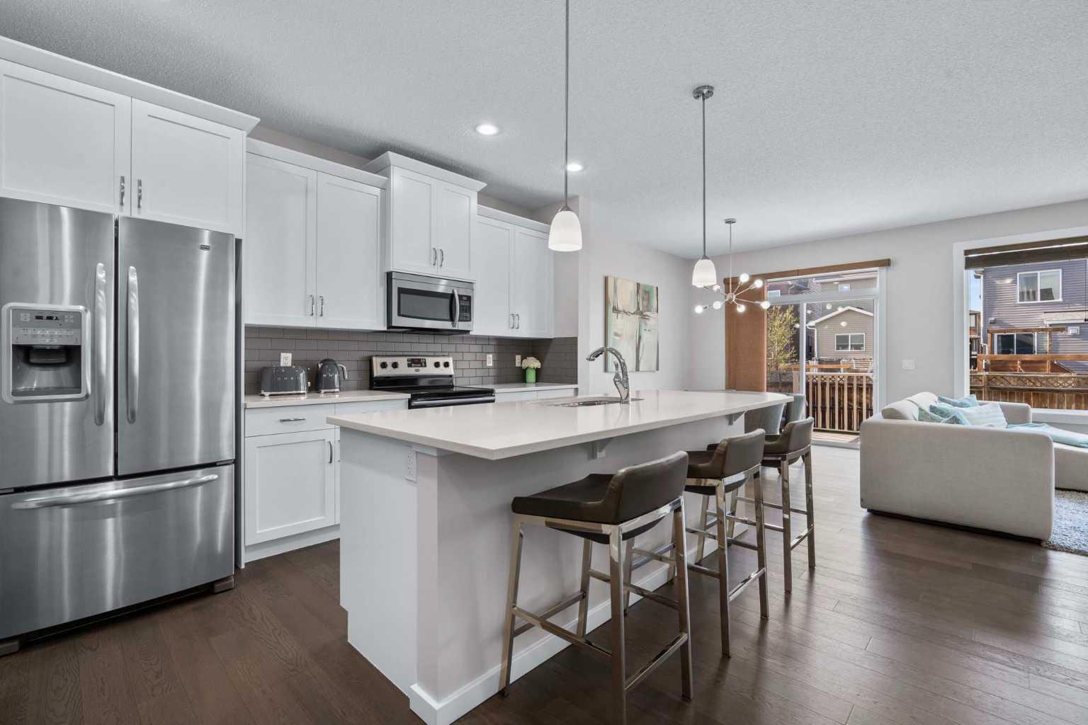 567 Evansborough Way NW