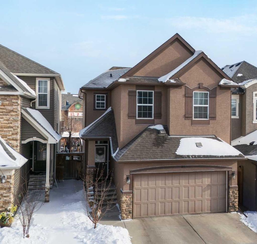 Photo of 30 Cranarch View SE, Calgary, AB T3M 2J3 (MLS # A2289579)
