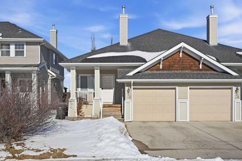 150 Cougartown Circle SW Calgary AB T3H 0A3