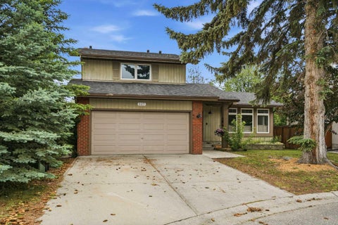 Photo of 527 Deer Side Place SE, Calgary, AB T2J 6A1 (MLS # A2324863)