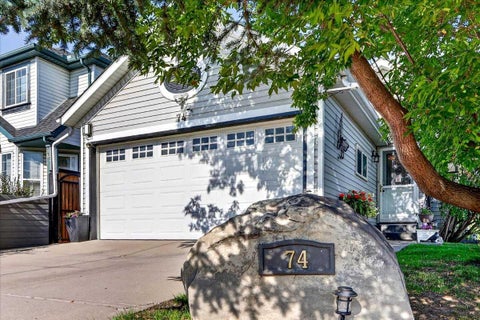 Photo of 74 San Diego Manor NE, Calgary, AB T1Y 7B6 (MLS # A2338158)