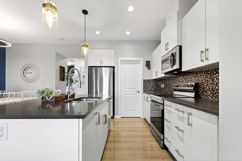 Photo of 253 Auburn Meadows Boulevard SE, Calgary, AB T3M 2E6 (MLS # A2300086)