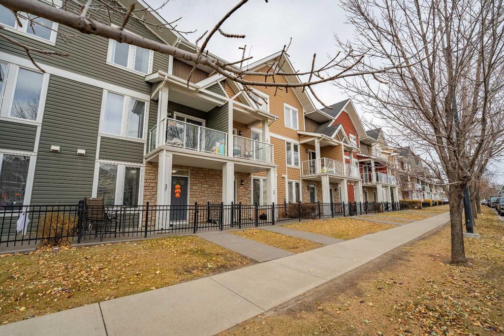 Photo of 37 Auburn Bay Link SE, Calgary, AB T3M 0Y5 (MLS # A2267324)