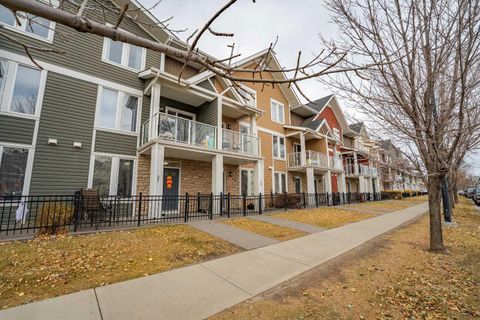 37 Auburn Bay Link SE Calgary AB T3M 0Y5