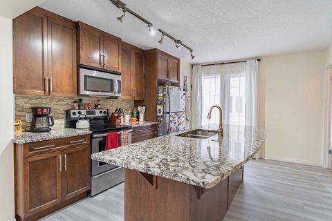 Property photo of 37 Auburn Bay Link Se, Calgary, AB T3m 0y5