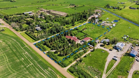 Photo of 230094 Range Road 285, Rural Rocky View County, AB T1X 0H1 (MLS # A2353776)