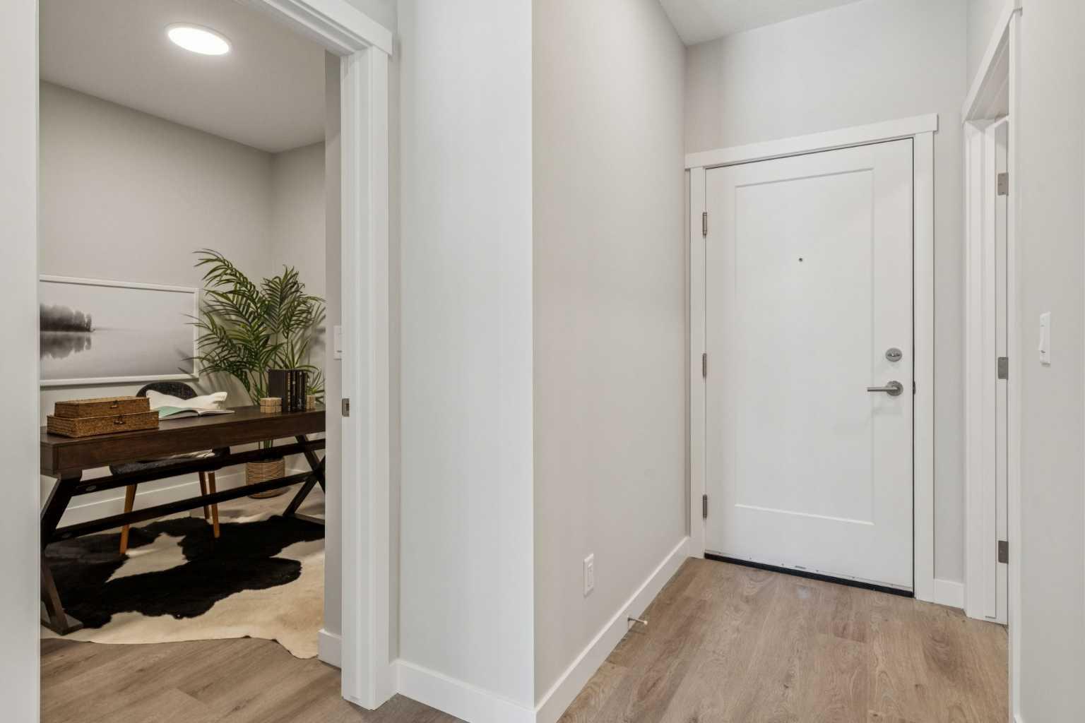 655 Shawnee Square SW 208