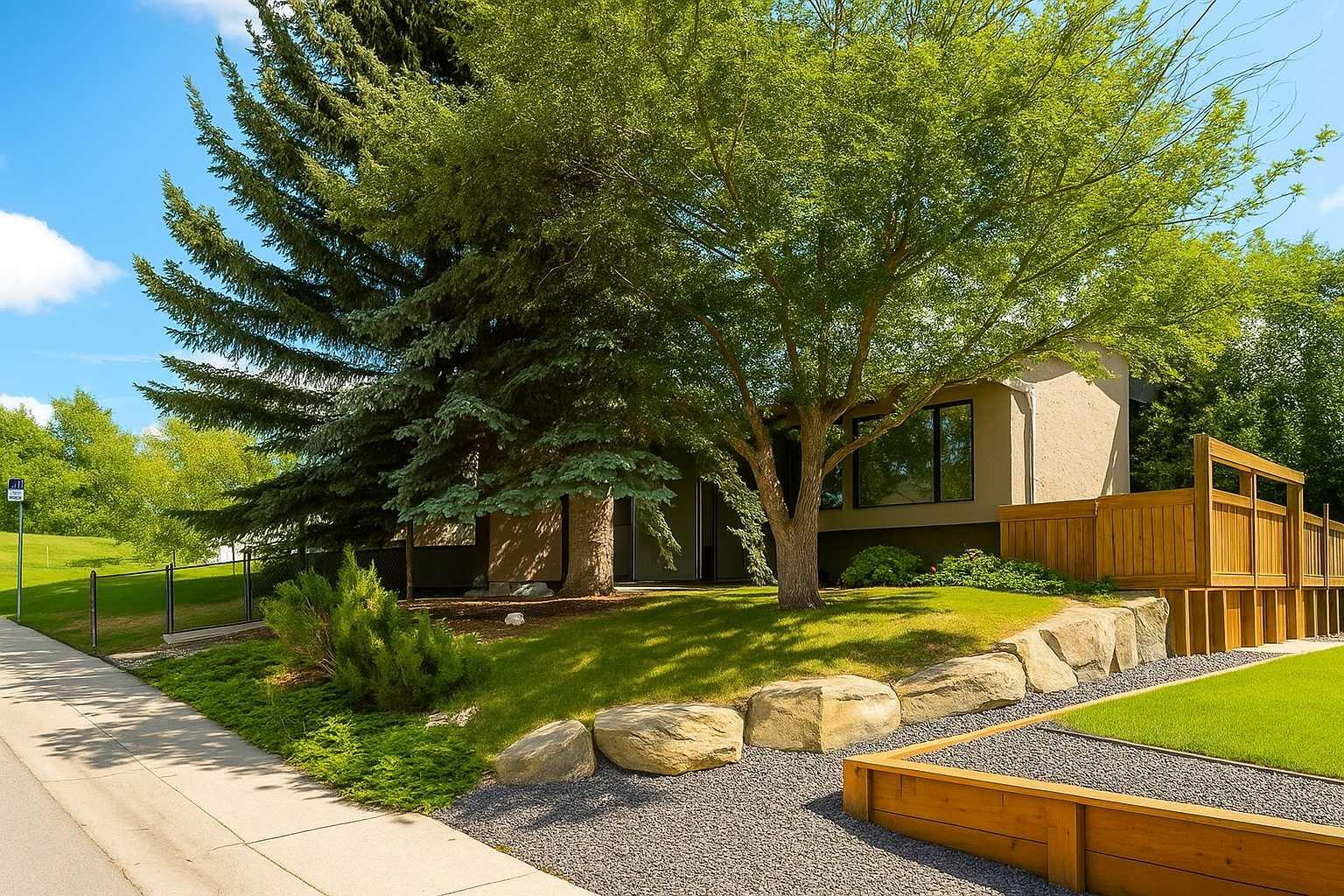 16 Rundleson Way NE