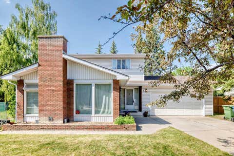 Photo of 8 Varsdale Place NW, Calgary, AB T3A 0G7 (MLS # A2315099)