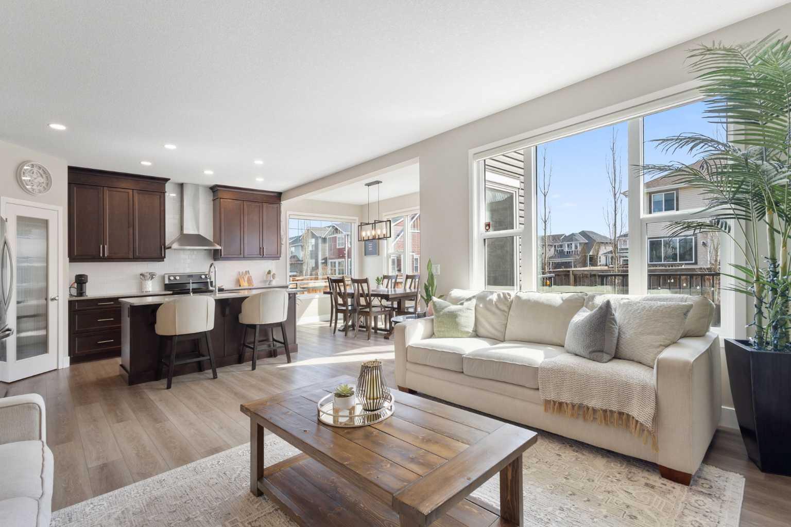 18 Auburn Springs Close SE