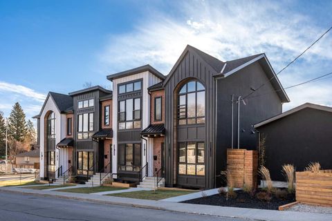 Photo of 4309 32 Avenue SW, Calgary, AB T3E 8A2 (MLS # A2265959)