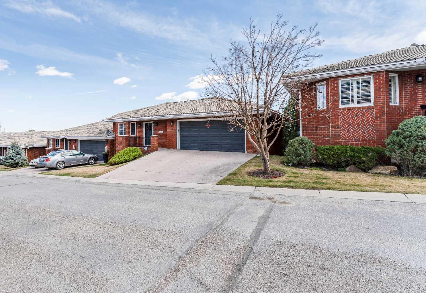 8 Prominence Path SW