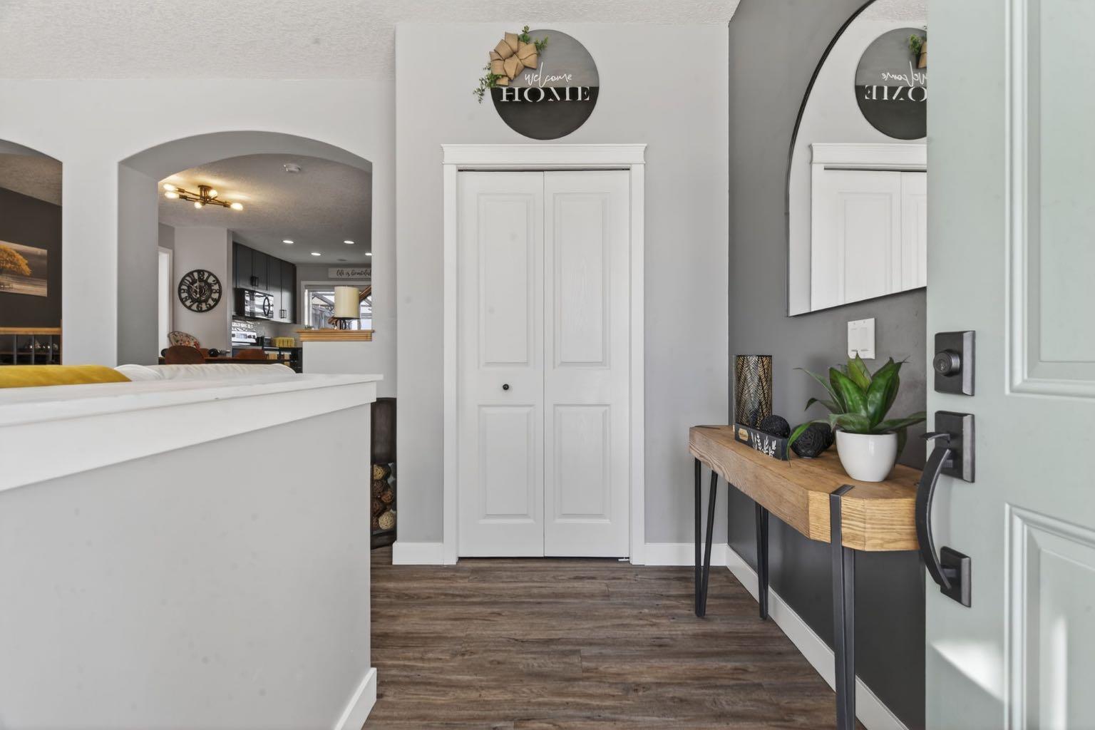 43 Drake Landing Common